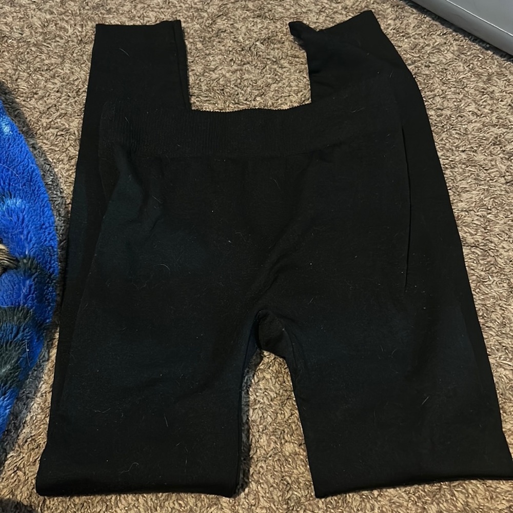Black leggings